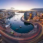 Appartamento Stylish 2br Apart, Steps Away From The Sliema