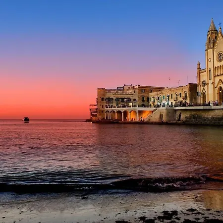 Stylish 2br Apart, Steps Away From The * Sliema